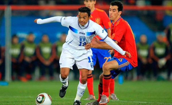 El controversial 11 ideal de la Selección de Honduras, según el cantautor Polache