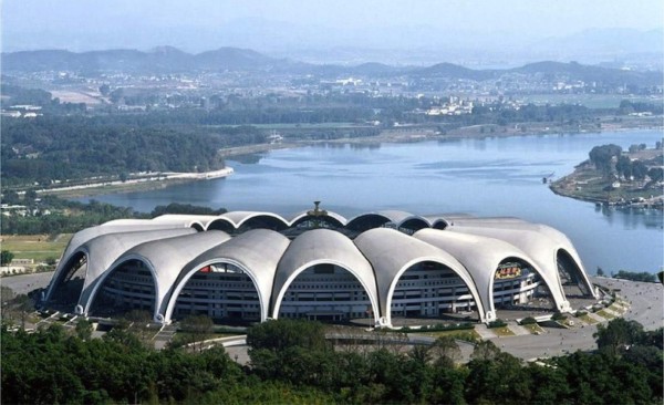 Los estadios innovadores y espectaculares del fútbol