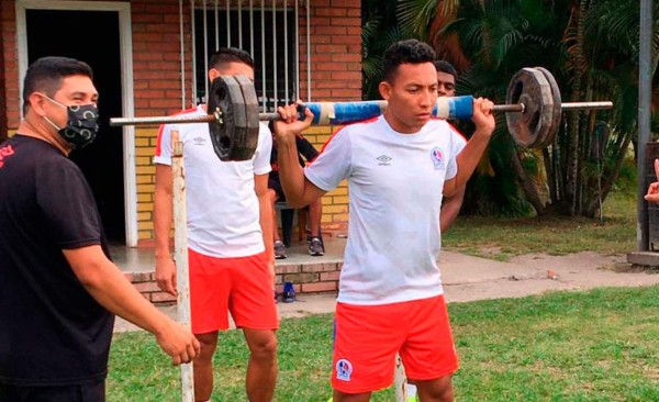 FICHAJES: Dos catrachos a la MLS; Marathón hace barrida, Vida confirma fichajes y Olimpia perderá a dos piezas