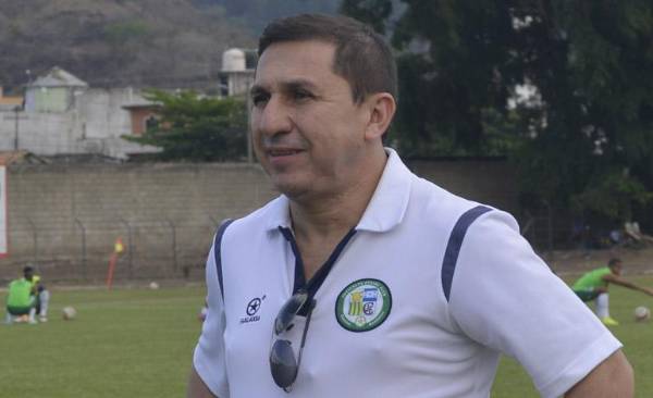 El dirigente del Juticalpa considera que se debe confiar en un estratega del ámbito local.