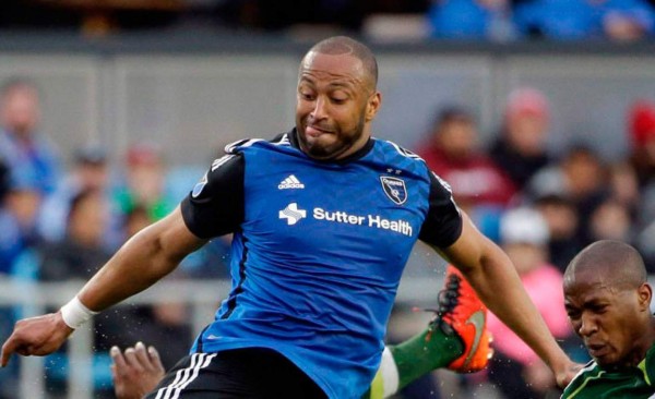 FICHAJES EN HONDURAS: Olimpia abre la chequera y Eddie Hernández iría a Europa