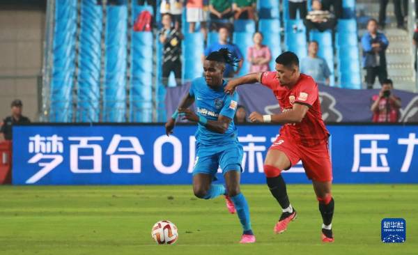 Rubilio Castillo termina como goleador de la temporada del Nantong Zhiyun de la Superliga china; se salvaron del descenso