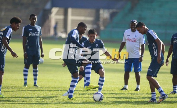 Honduras afina preparación en el estadio Olímpico