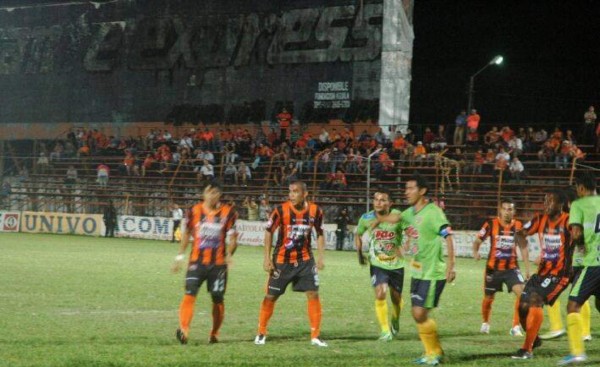 El Salvador: Águila recibe a Metapán en el gran partido de la jornada