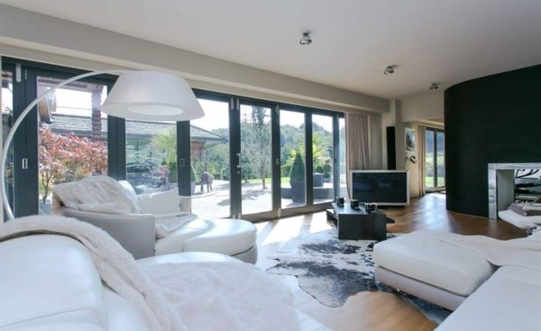 Conocé la espectacular mansión de Alexis Sánchez en Manchester