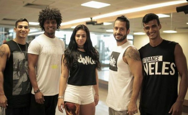 Camille Rodrigues, la sexy atleta paralímpica que deslumbra en Brasil