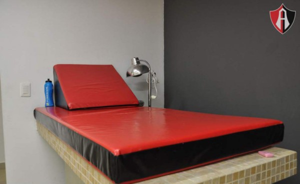 ¡De lujo! Esta es la nueva casa del hondureño Cristian Cálix en México