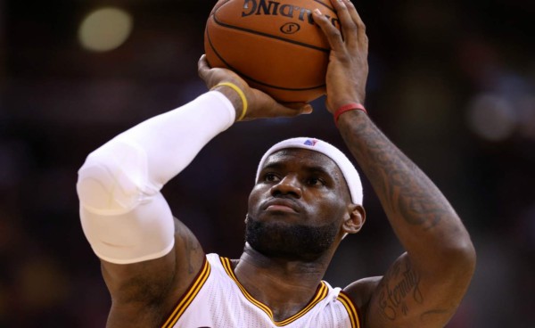 Los 10 basquetbolistas mejor pagados de la nueva campaña de la NBA