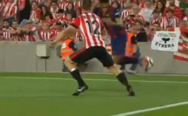 VIDEO: Neymar realiza 'sombrerito' que enfurece a jugadores del Athletic Bilbao