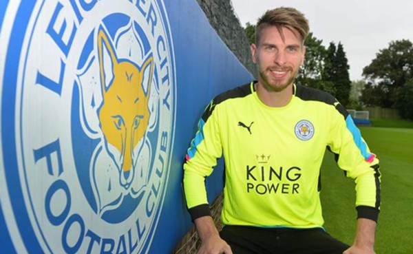 El Leicester City ficha al portero alemán Zieler