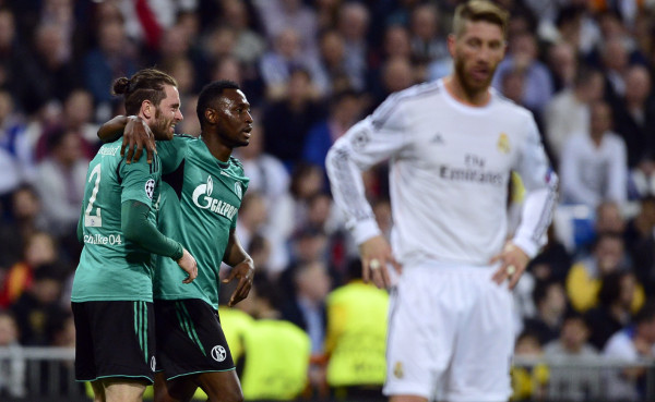 Real Madrid gana caminando al Schalke y piensa en Barcelona