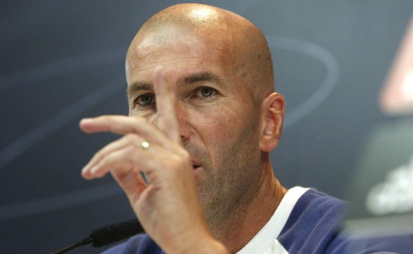 Zidane: 'Me molesta que me pregunten solo por James Rodríguez'