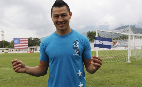 Los 10 argumentos que avalan el regreso de Roger Espinoza a la Selección