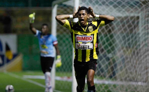 EN VIVO: Victoria elimina al campeón Real España