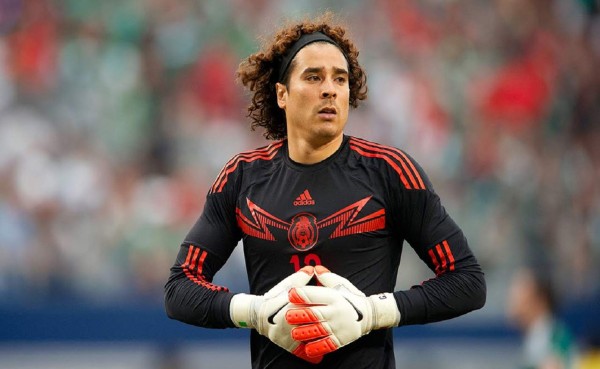 Memo Ochoa lanza un mensaje a los aficionados mexicanos sobre el 'eeeeh p...'