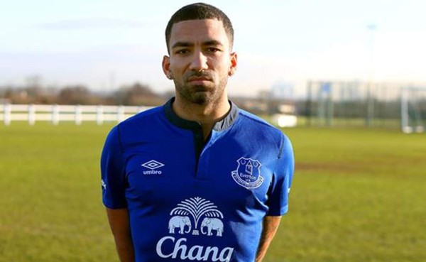 Aaron Lennon fichó por el Everton de Inglaterra