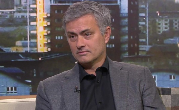 Mourinho dice que entrenará en Inglaterra y descarta la Liga española