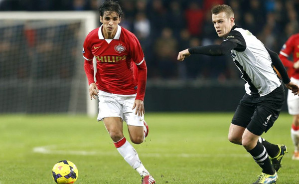 PSV de Bryan Ruiz logró su sexta victoria al hilo en Holanda