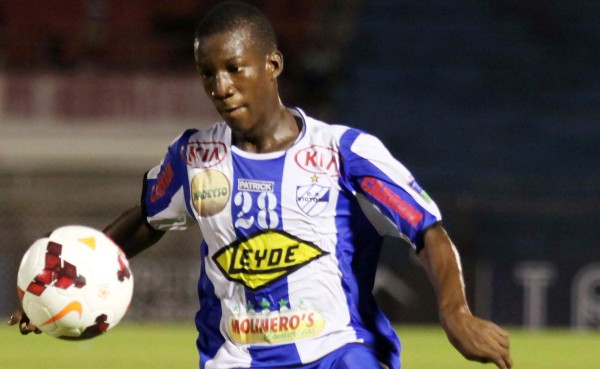 Victoria confirma que recibió 50 mil dólares por Darixon Vuelto