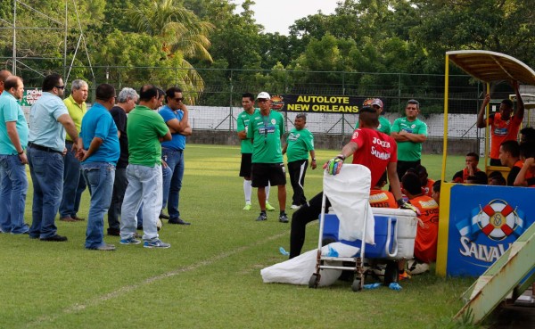 Directivos de Marathón dan la cara frente a jugadores y cuerpo técnico