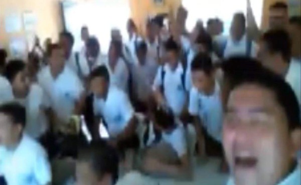 VIDEO: La eufórica celebración de estudiantes de un colegio hondureño