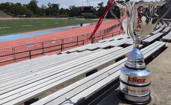 La Copa DIEZ.HN que pelearán Olimpia y Motagua, ya se pasea en New Orleans
