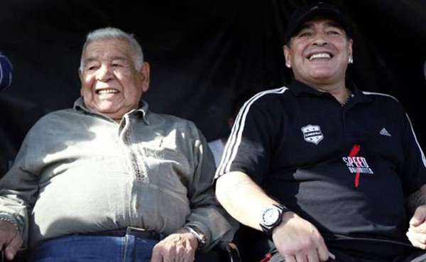 El emotivo mensaje de Diego Maradona tras la muerte de su padre