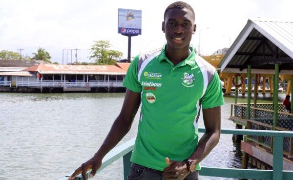 Mamadou Traore aún no recibe pase para debutar con Platense