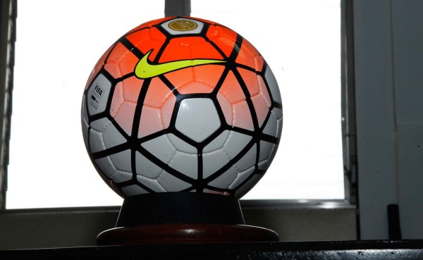 Liga Nacional presenta el atractivo balón para la temporada 2016-17