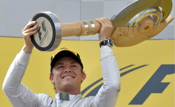 Nico Rosberg suma en Austria su tercera victoria y es más líder