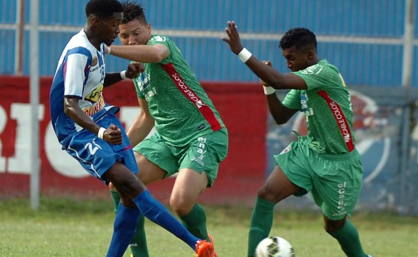 Decepcionante: Victoria y Marathón amargan con desabrido 0-0