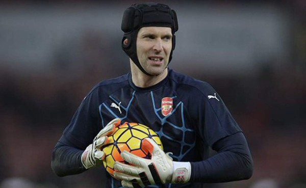Petr Cech estará de baja de tres a cuatro semanas en el Arsenal