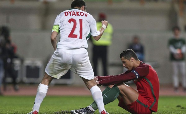 Bulgaria sorprende a Portugal con gol del brasileño Marcelinho