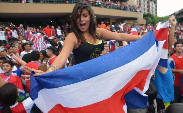 Locura en Costa Rica por clasificación a cuartos de final