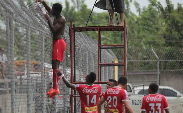 Real Sociedad toma oxígeno y derrota a Platense en juego aburrido