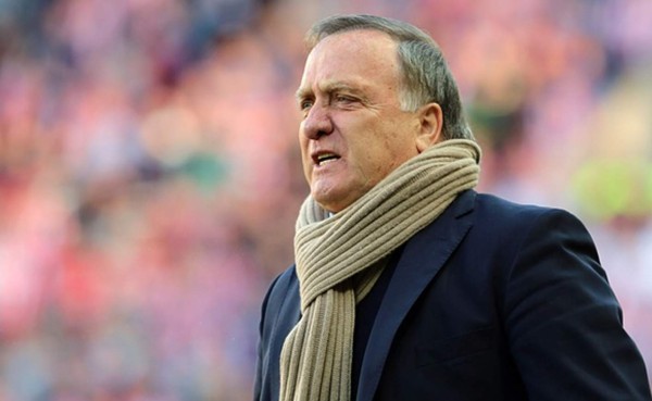 Dick Advocaat dimite como entrenador del Sunderland
