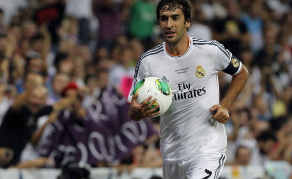 Florentino Pérez: 'Raúl es una leyenda y quiere volver'