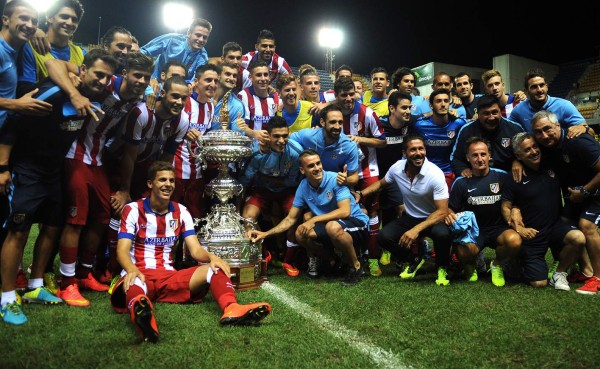 Atlético Madrid vence a Sampdoria y logra su noveno trofeo Carranza