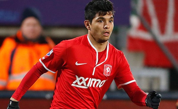 Twente castiga a Jesús Corona por llegar con sobrepeso