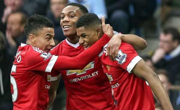 Marcus Rashford da el triunfo al United en el derbi de Manchester