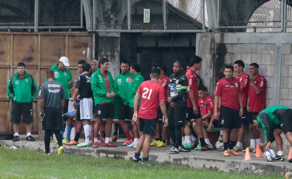 Jugadores de Marathón mantienen la huelga y ya suman seis días