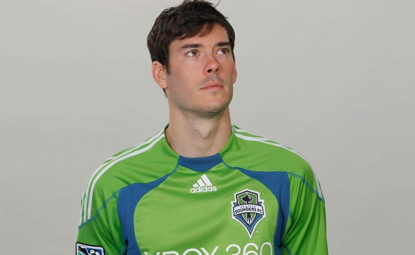 Brad Evans, el licenciado en ciencias sociales que provocó a Olimpia