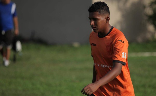 Elder Torres, el héroe olímpico que debe cumplir una promesa divina