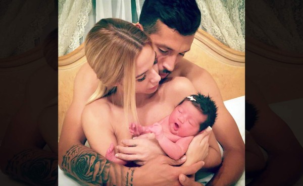 Ezequiel Garay se convierte en padre gracias a un vientre de alquiler