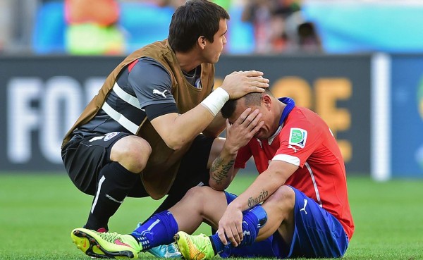 Brasil sudó sangre para clasificar a cuartos de final