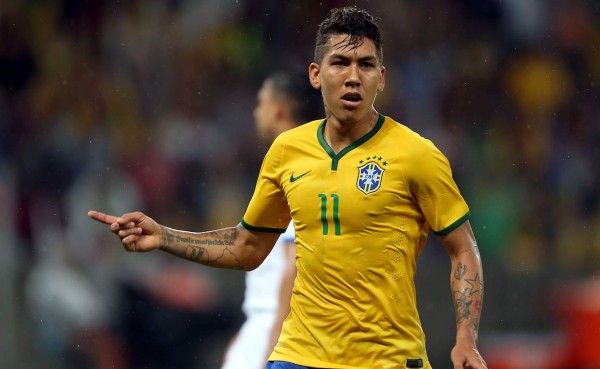 Manchester United ficha al brasileño Roberto Firmino