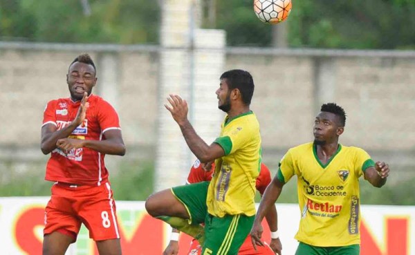 Acciones del partido entre el Real Sociedad y el Social Sol.
