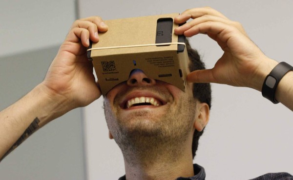 Experimenta la realidad virtual con Google Cardboard