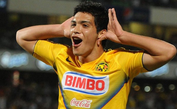 Atlético de Madrid se interesa en mexicano Raúl Jiménez