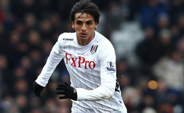 Bryan Ruiz podría fichar por el Valencia de España.